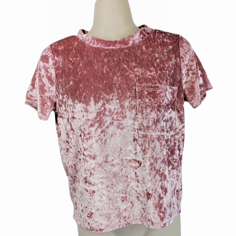 THE OUTFIT Pink Crushed Velvet Pocket Crop Tee Sz S